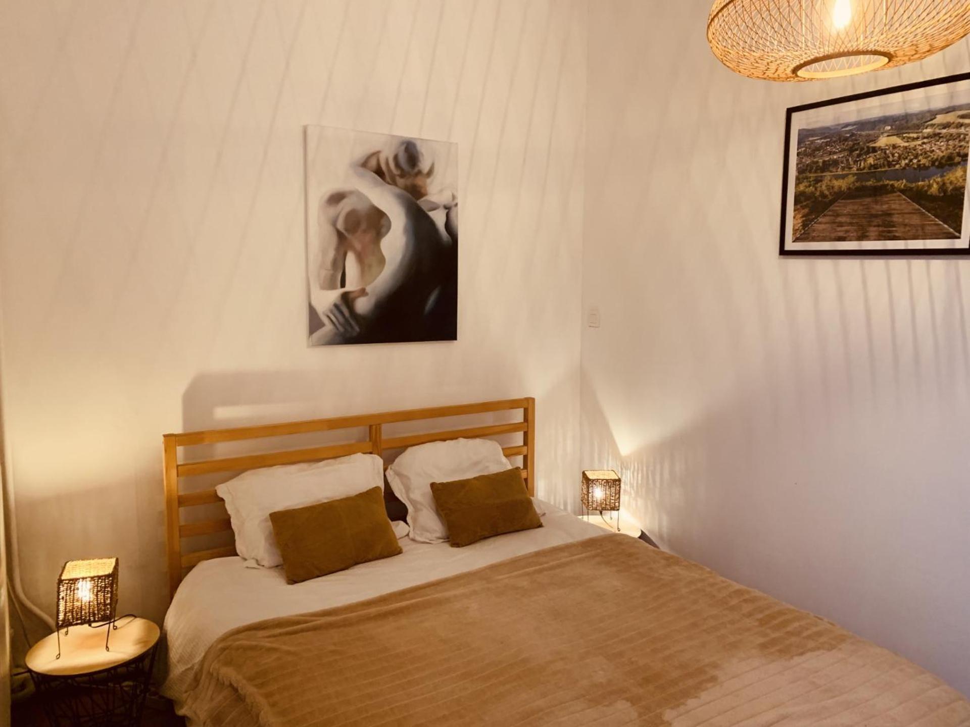 Gîte: À la courbe du fleuve Godinne Extérieur photo
